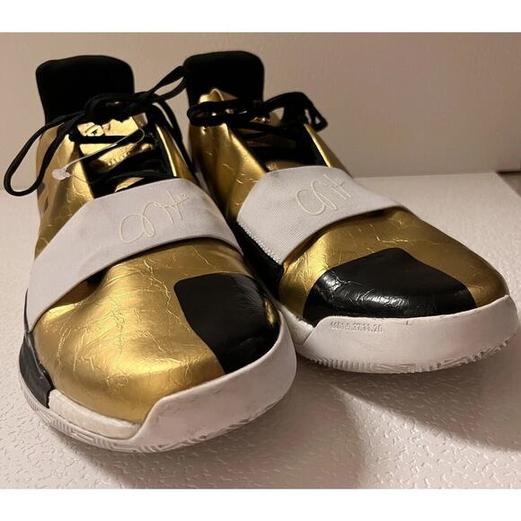 Adidas Basketball Shoes Men’s 11 UK 10.5 James Harden Vol. 3 Basketball Shoes main image 11
